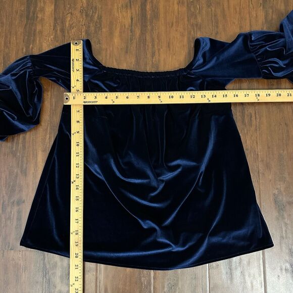 NWOT PETERSYN Lily Velvet Off-The-Shoulder Top Long Sleeve in Midnight Blue - Picture 10 of 10